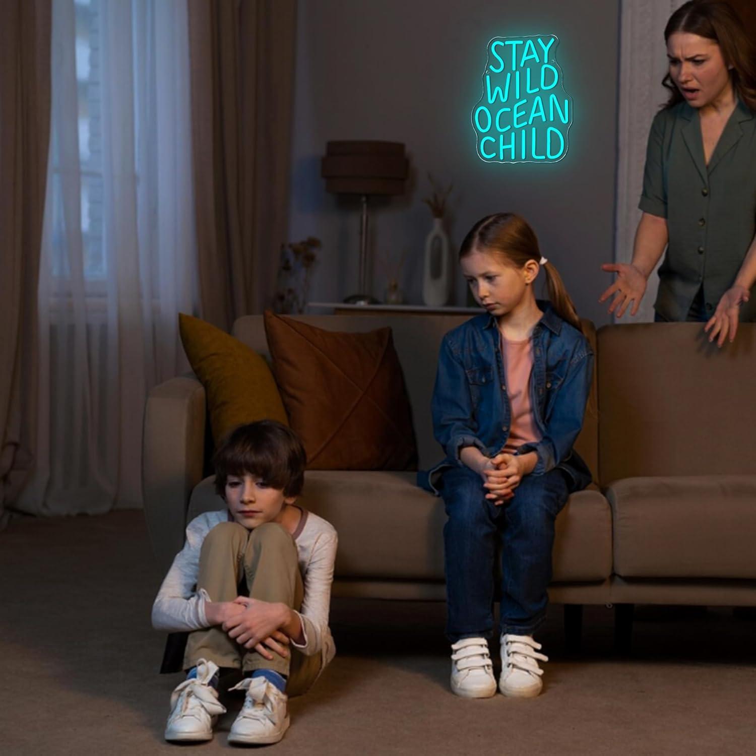 Neonowy Znak LED Stay Wild Oce – Baby Nursery Ocean Theme recenzja i cena
